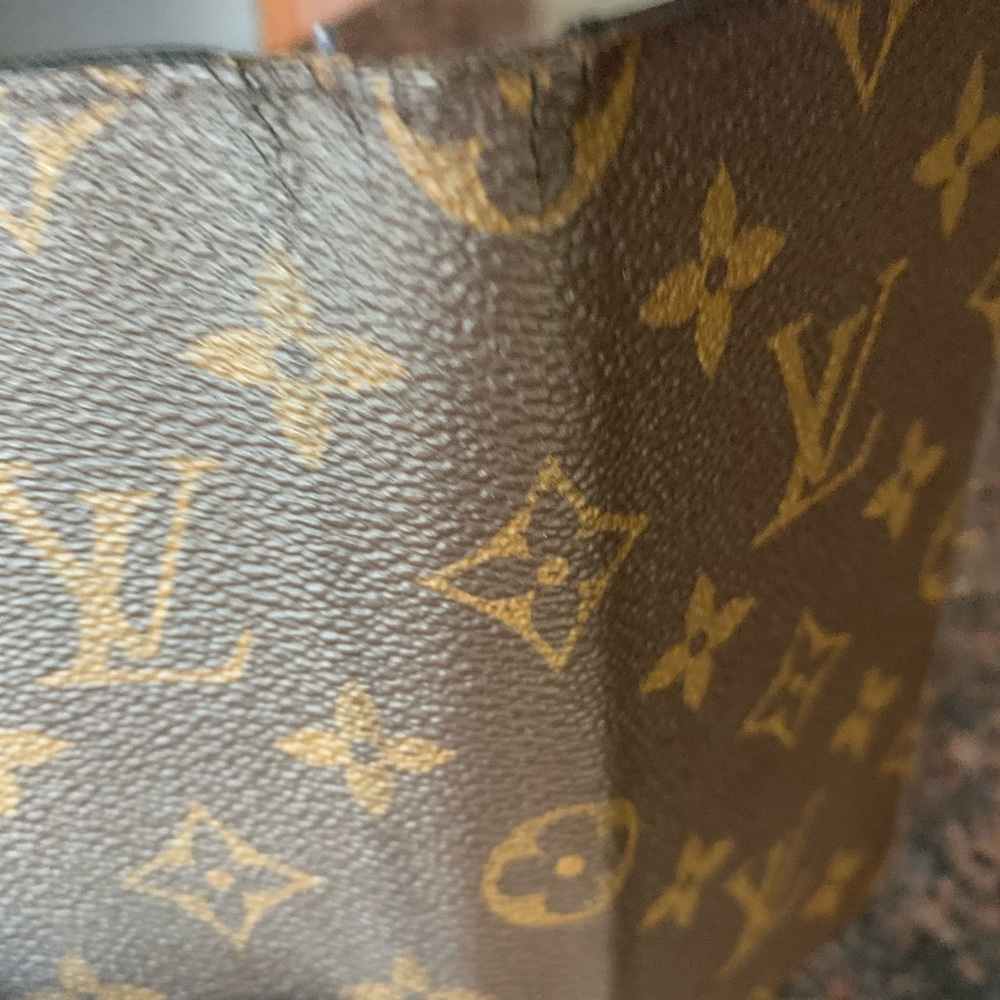 Louis Vuitton iPhone 7 Plus & 8 Plus Folio - Picture 7 of 8